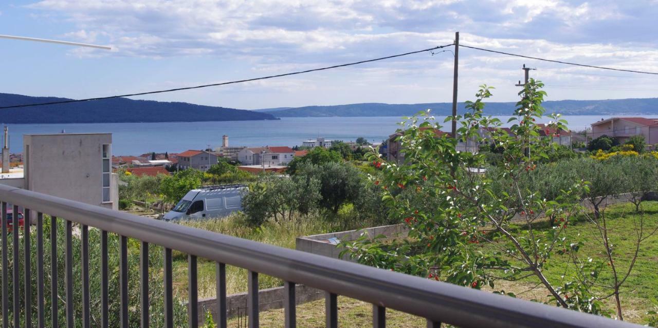 Apartment Lumago Kastela Exterior photo